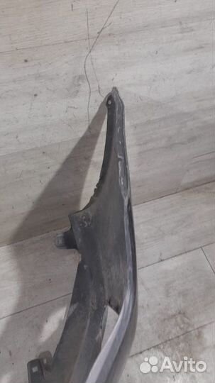 Бампер передний под парктроники и омыватели Toyota