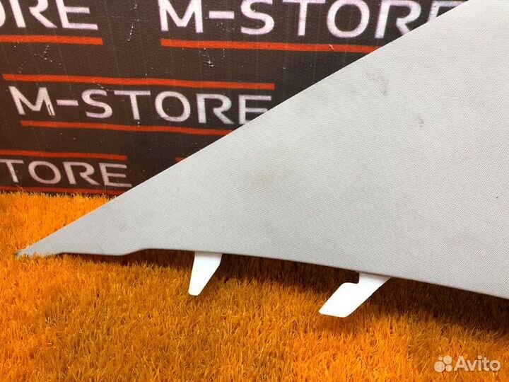 Обшивка стойки задняя левая Mercedes-Benz E-Class