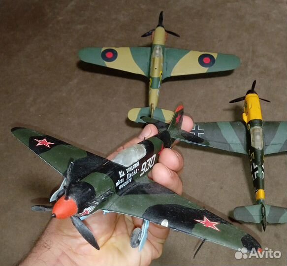 Модель самолёта 1:48