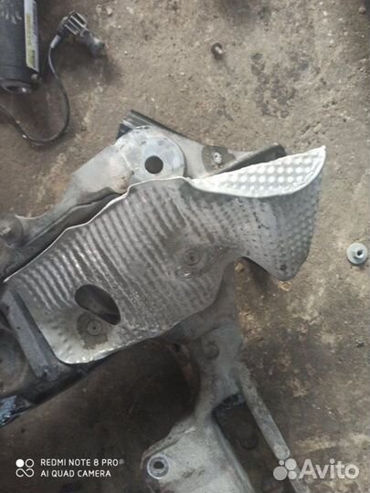 Подрамник Mercedes-Benz S-Class W220 M113E50 2004