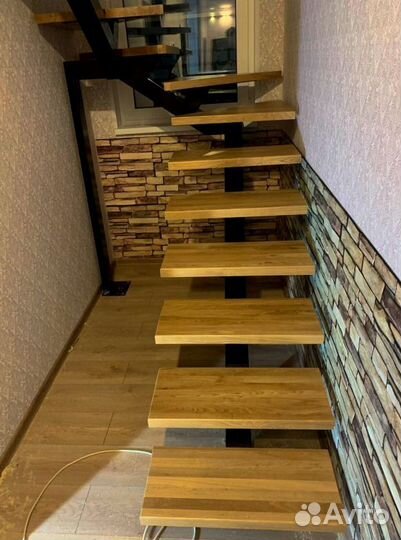 Лестница винтовая с монтажем