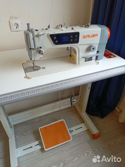 Швейная машина siruba DL 720 с сервоприводом