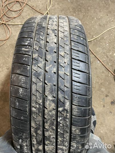Bridgestone 613V 245/45 R19