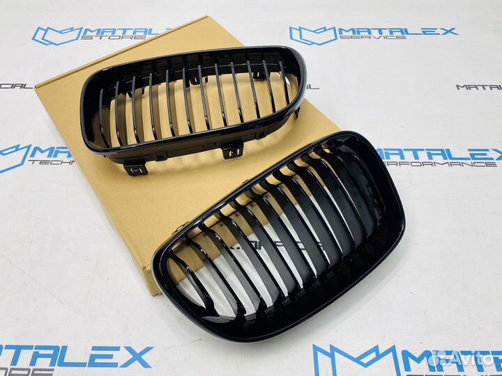 Решетка радиатора E81 E82 E87 E88 рест, глянец