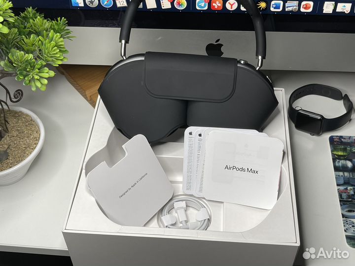 AirPods Max Space Gray на гарантии