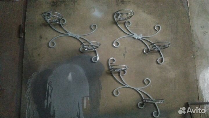 Цветочницы настенные