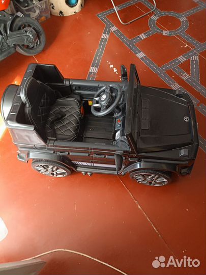 Детский автомобиль на аккумуляторе бу