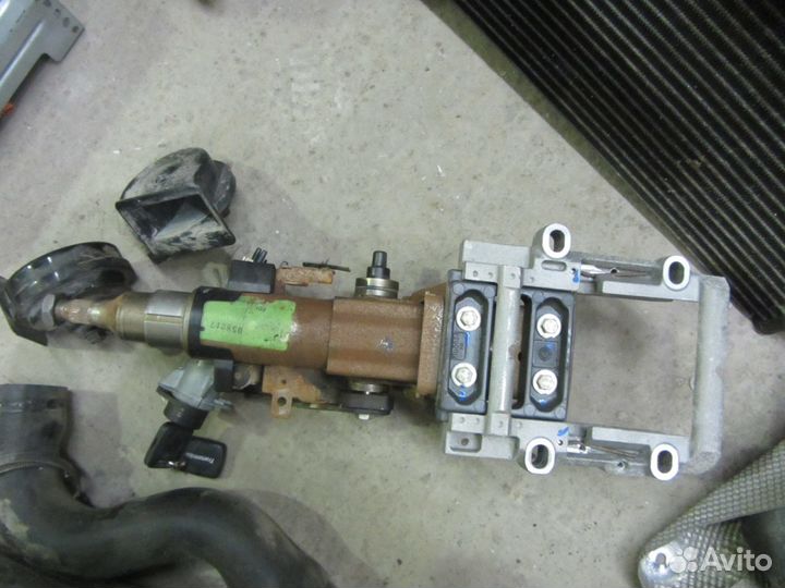 Колонка рулевая Audi A4 B5 / Ауди А4 Б5 1994-2000