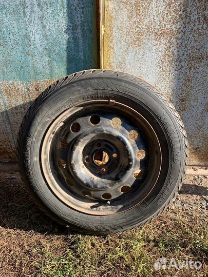 Yokohama IceGuard Stud IG65 185/65 R15