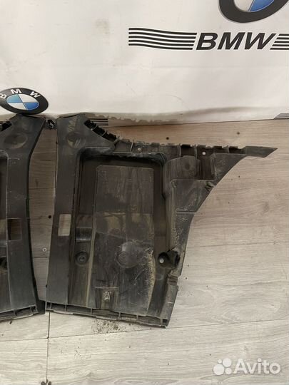 Крепление левое/правое заднего бампера BMW F06