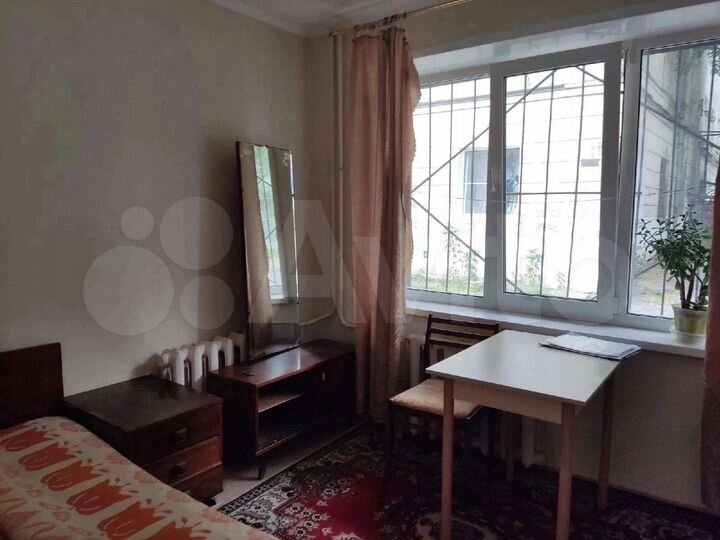 Комната 10 м² в 3-к., 1/10 эт.