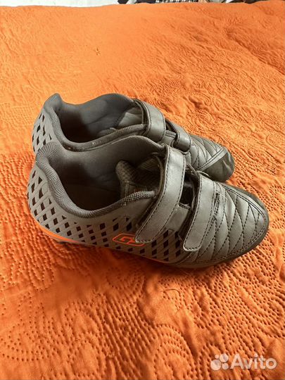 Футбольные бутсы 33 размер