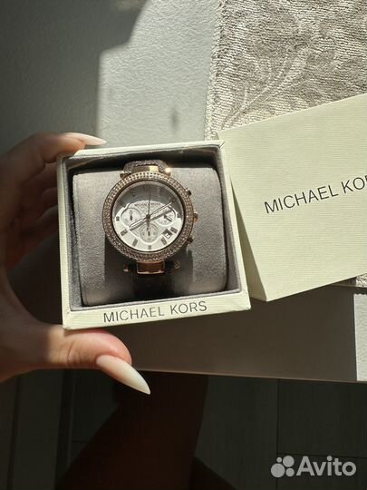 Часы оригинал новые Michael Kors
