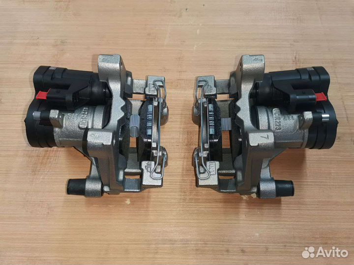 Новый оригинальный задний суппорт 300мм