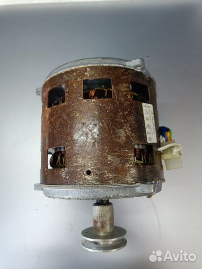 Двигатель стиральной машины Type.20572655 c1.f