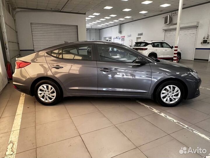 Hyundai Elantra 1.6 AT, 2019, 227 654 км