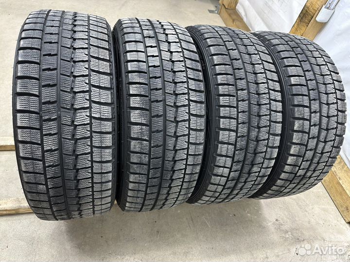 Dunlop Winter Maxx WM01 225/45 R18 91Q