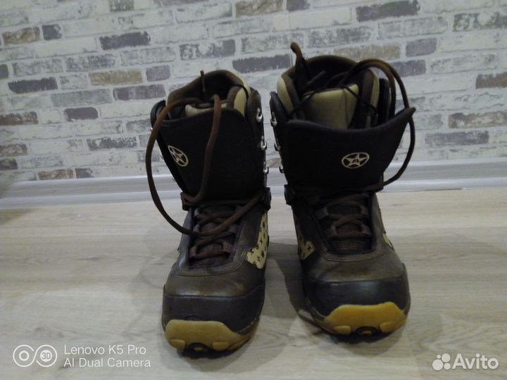 Сноубордические ботинки Atom