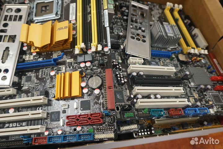 Материнская плата