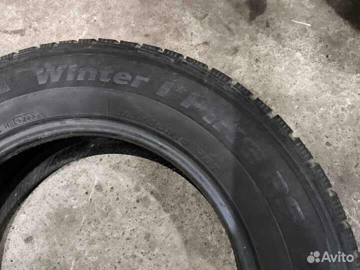 Hankook Winter I'Pike 215/65 R16 98T