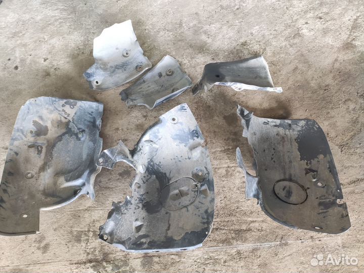 Подкрылки задние Renault Megane 2