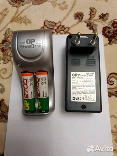 Зарядное устройство GP. Model:gppb25GB