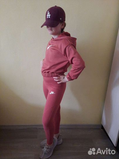 Костюм спорт Nike оригинал для девочки 137-146