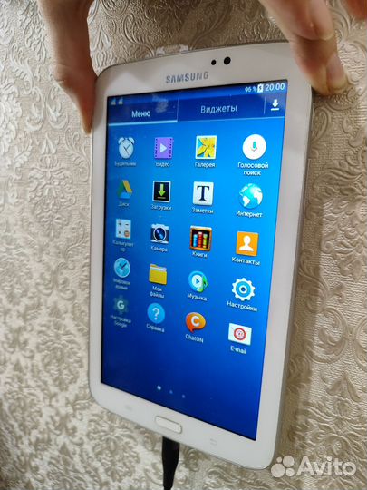 Планшет Samsung sm-t210