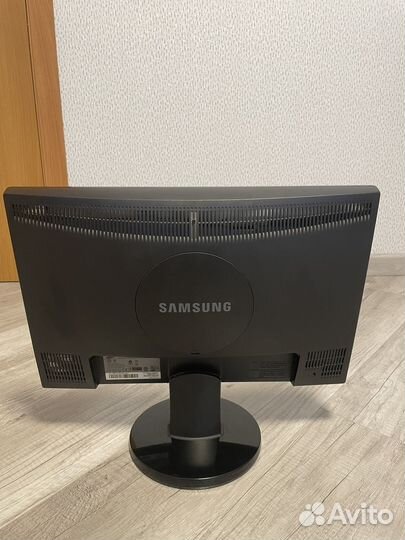 Монитор Samsung 22