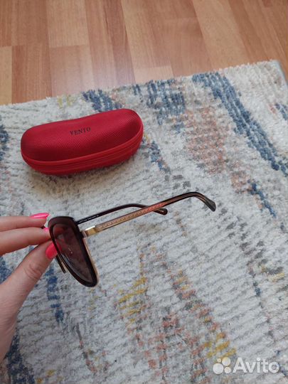 Солнцезащитные очки женские