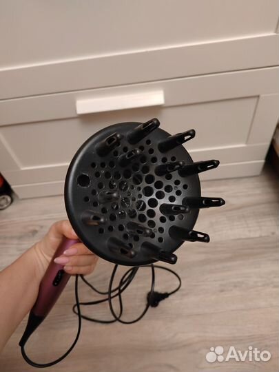 Фен с диффузором для кудрявых волос