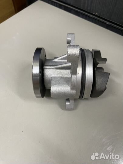 Насос водяной(помпа) Focus2/3 Mazda3/6/CX-7