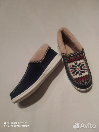 Женские домашние тапочки