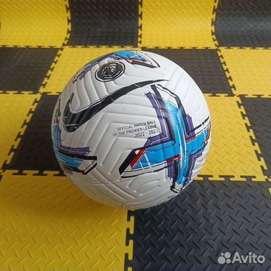 Футбольный мяч nike 5