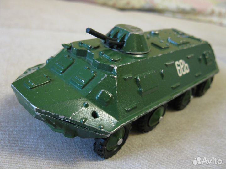 Игрушка бтр из СССР