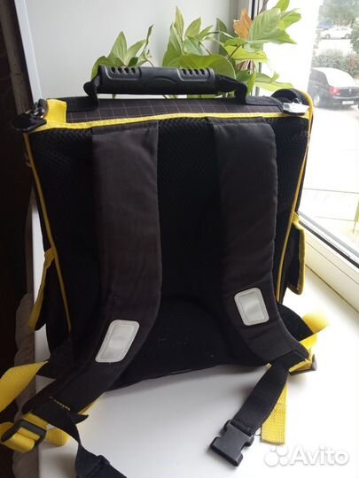 Ранец (рюкзак) школьный на мальчика