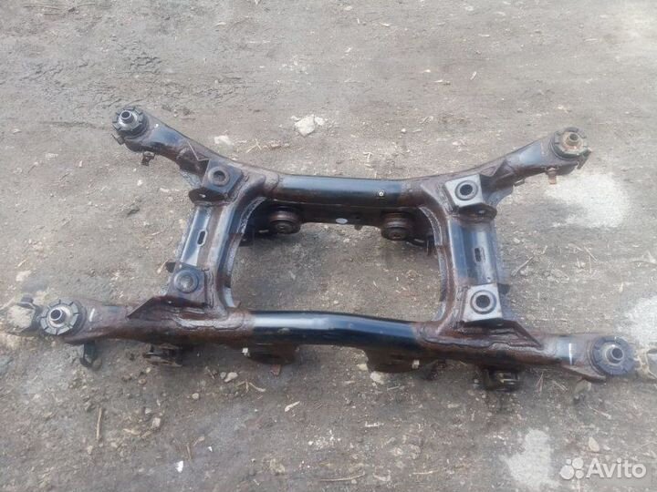 Балка подвески задняя Suzuki Grand Vitara 3 J20A