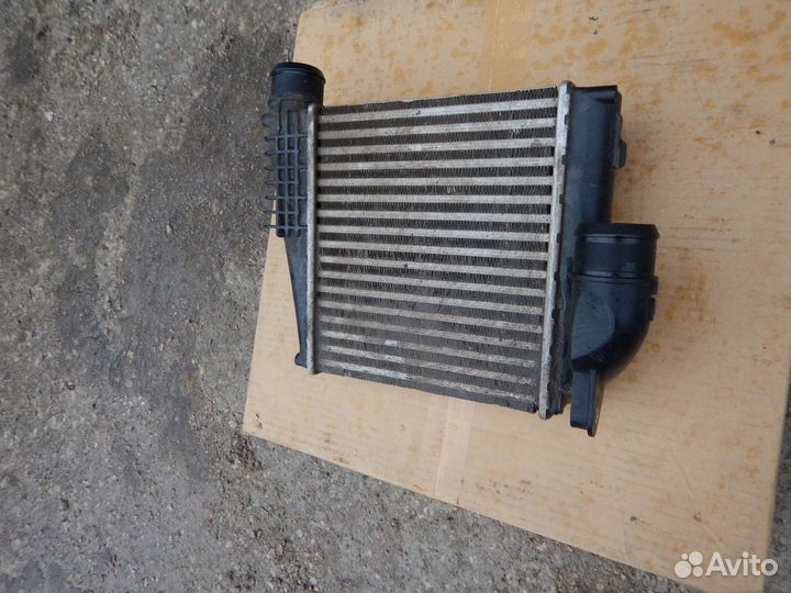 Интеркулер Peugeot 3008 2016-2020