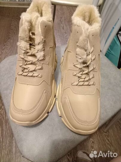 Ботинки женские