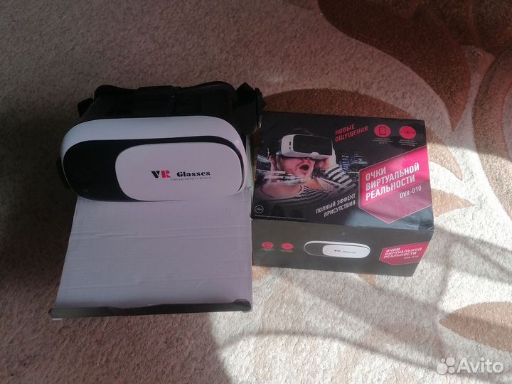 Очки виртуальной реальности для телефона