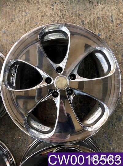 Диски R18 Mitsubishi Б/у оригинал