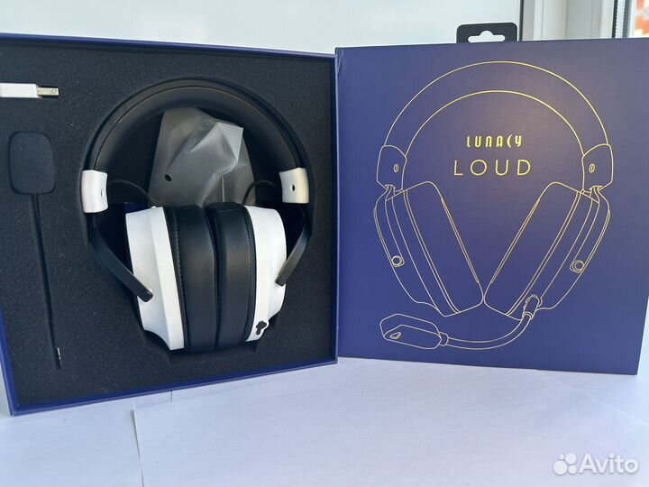 Беспроводные наушники Lunacy Loud