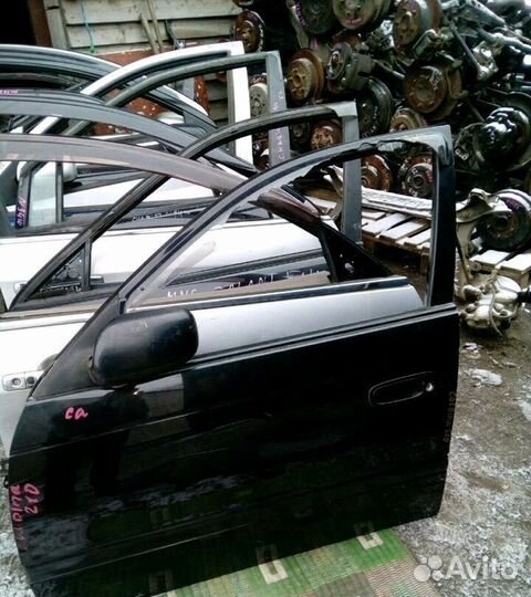 Дверь левая Toyota Caldina 210/15