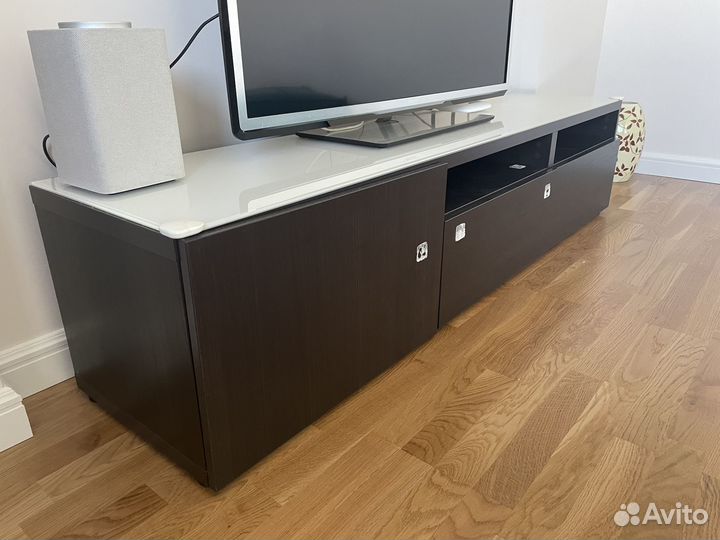 Тумба IKEA под телевизор. Консоль