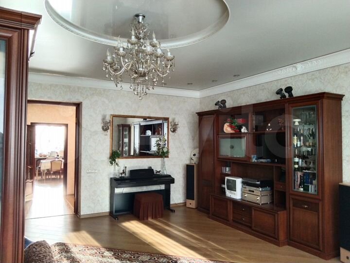 4-к. квартира, 170 м², 3/8 эт.