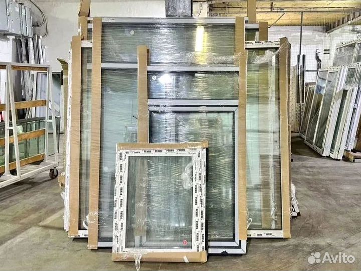 Пластиковые окна на заказ / остекление балконов