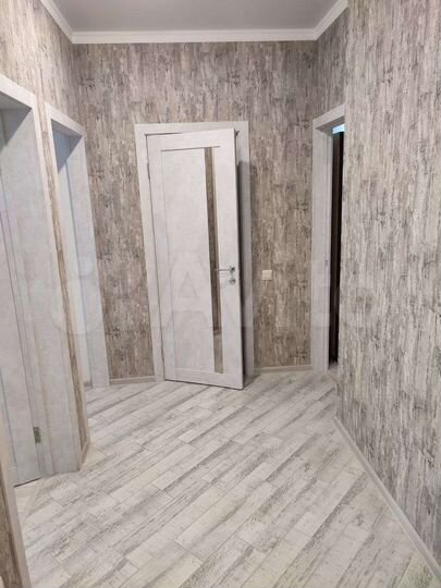 2-к. квартира, 71 м², 1/4 эт.