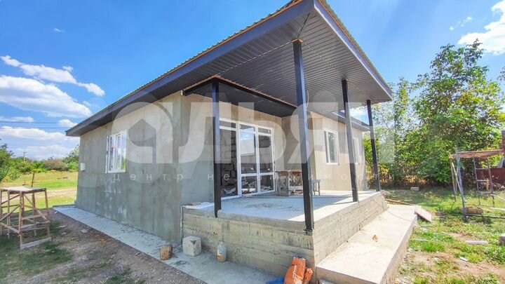 Дом 98,5 м² на участке 6 сот.