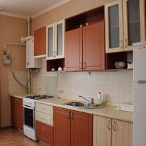 2-к. квартира, 72 м², 2/4 эт.