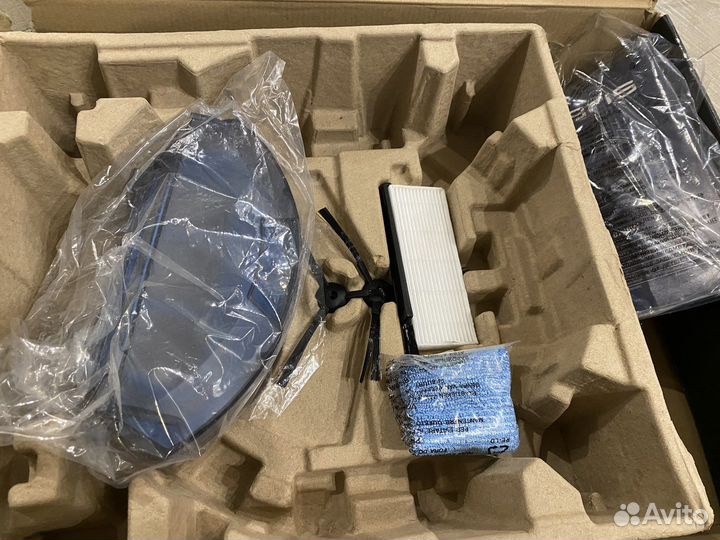 Робот пылесос polaris 0726w